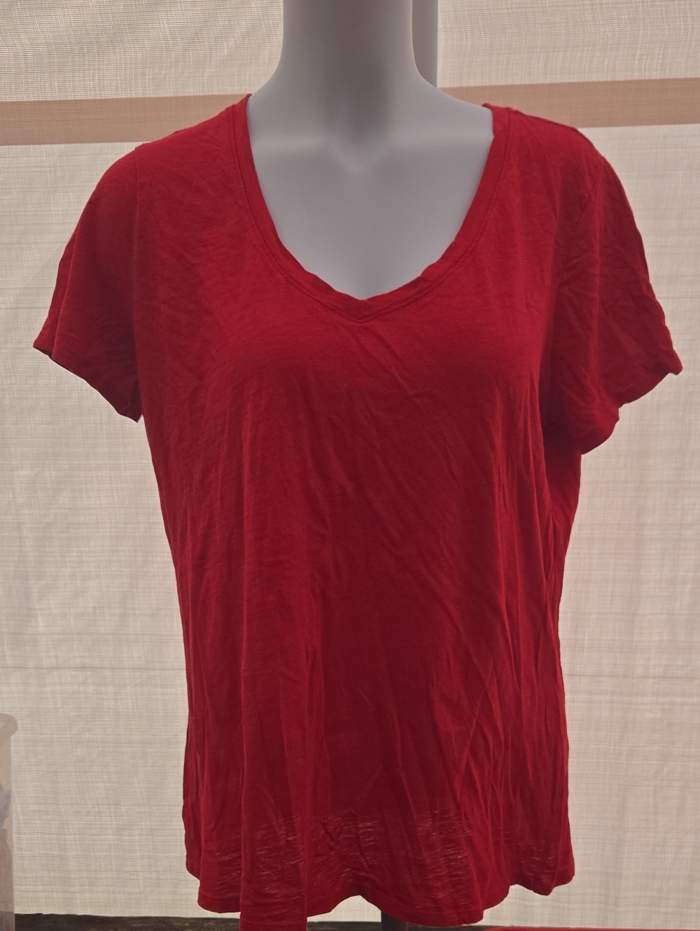 STYLUS Women's Red V-Neck Short Sleeve Tee